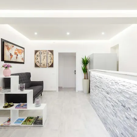 Cheri Luxury Suite