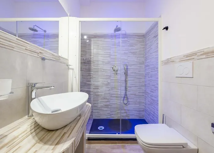 Pensión Cheri Luxury 3*