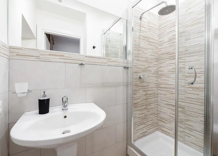 Cheri Luxury 3* Roma